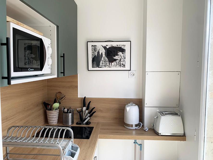2 Pieces Avec Balcon Plein Sud Apartment Paris Ngoại thất bức ảnh